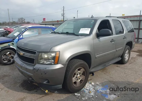 2008 Chevrolet Tahoe Ls z USA, uszkodzony, nr VIN 1GNFC13C48R188212